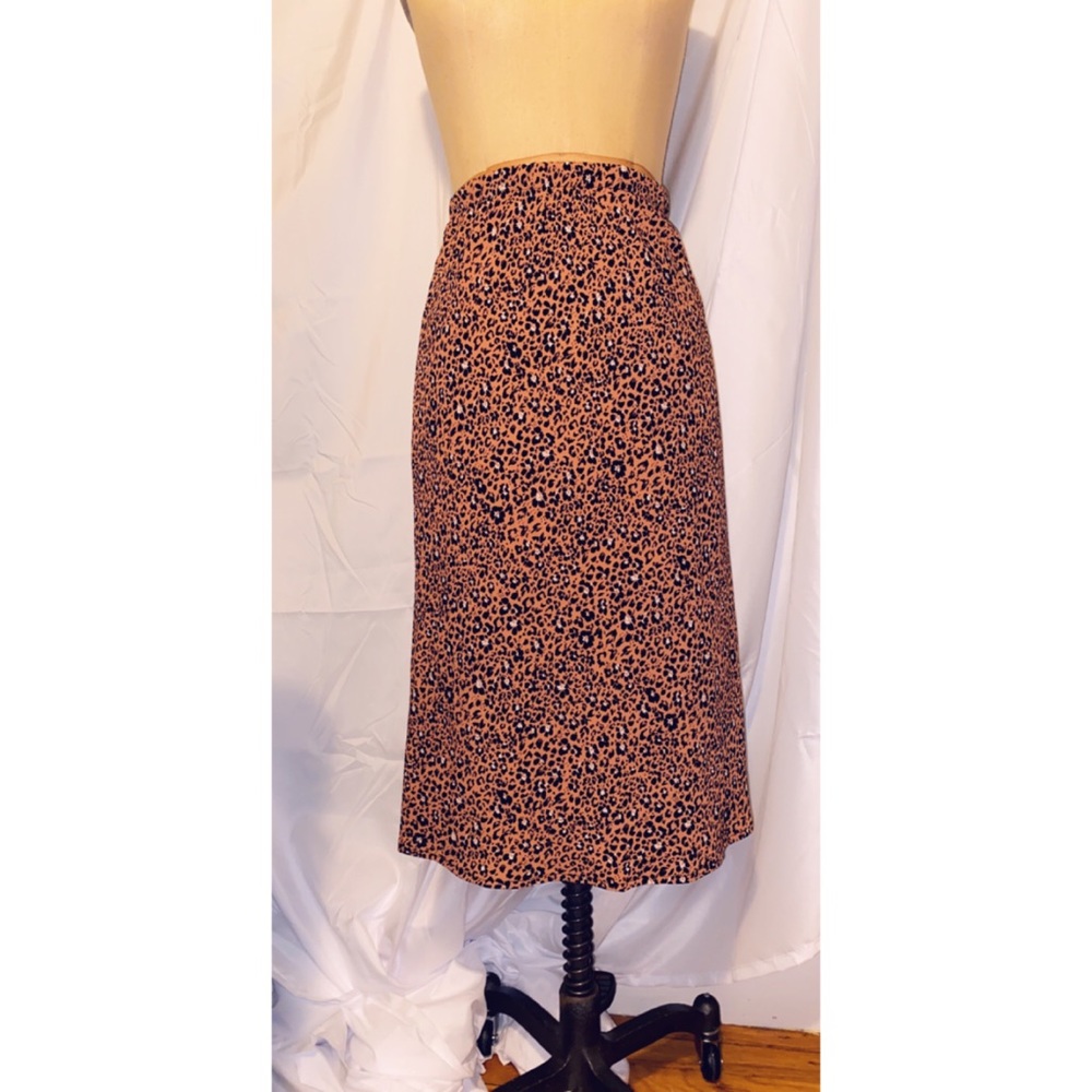 Tillys Spy & Sparrow leopard skirt